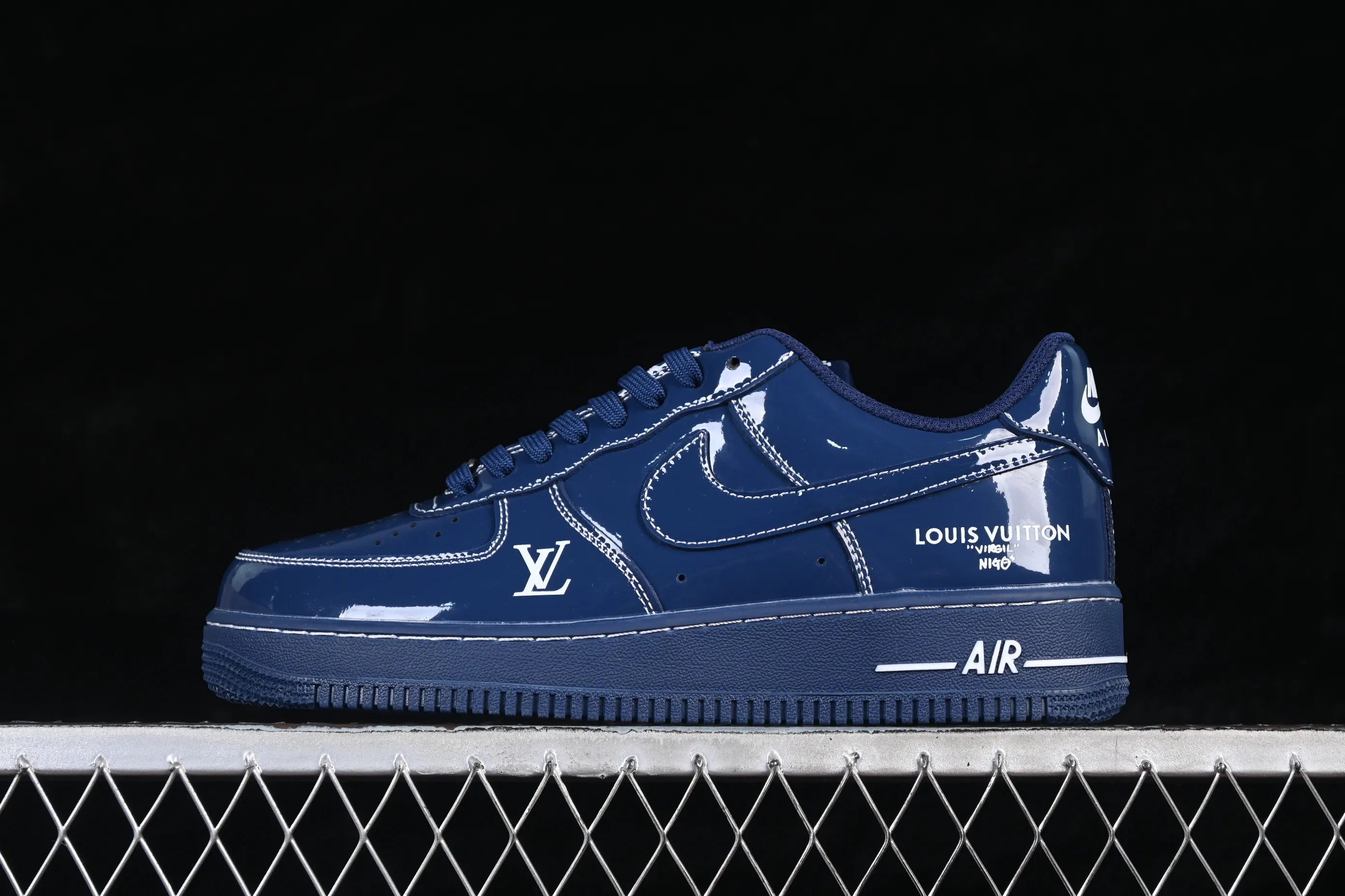 All Categories Nk Air Force 1 Air Force Series Nk Air Force 1 Low Air Force Low Nike Air Force 1'07 Low LV Co-branded Glazed Blue Air Force One Low Casual Shoes NH0601-524